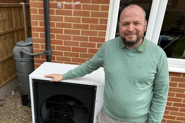 Greens welcome new homes heat pumps plan but urge ‘protect jobs’ too